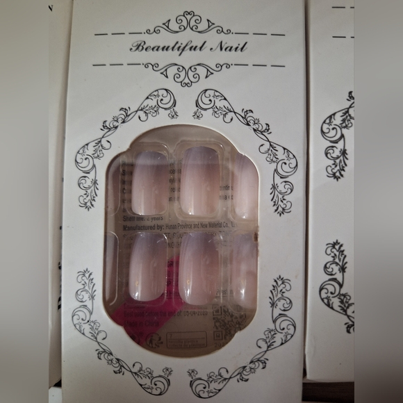 Press-on Nail Bundle - Picture 3 of 6